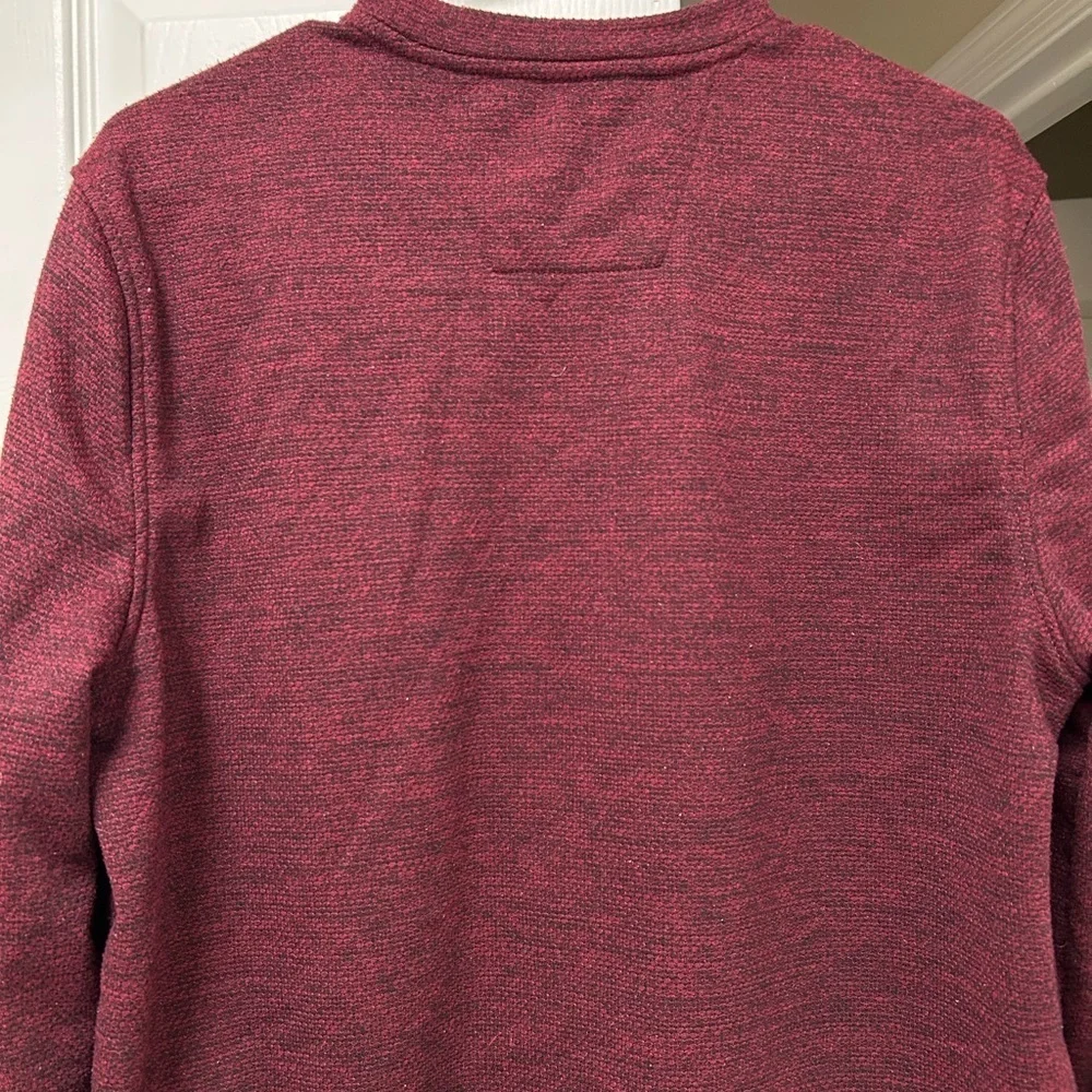 Gerry Men's Textured Crew Pullover Sweatshirt in burgundy, Size M